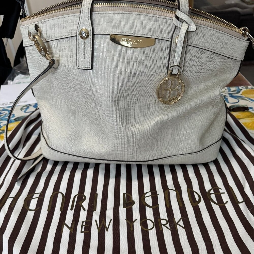 Henri Bendel Gray Textured Handbag with Gold Hardware Dual Handles & Strap (GUC)